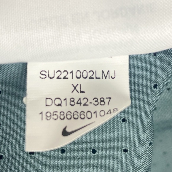 Nike Mens Miler Run Division Tank Hybrid Top XL Hasta Running Lightweight - Picture 10 of 10